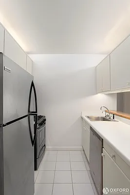 Rented by Oxford Property Group | media 18