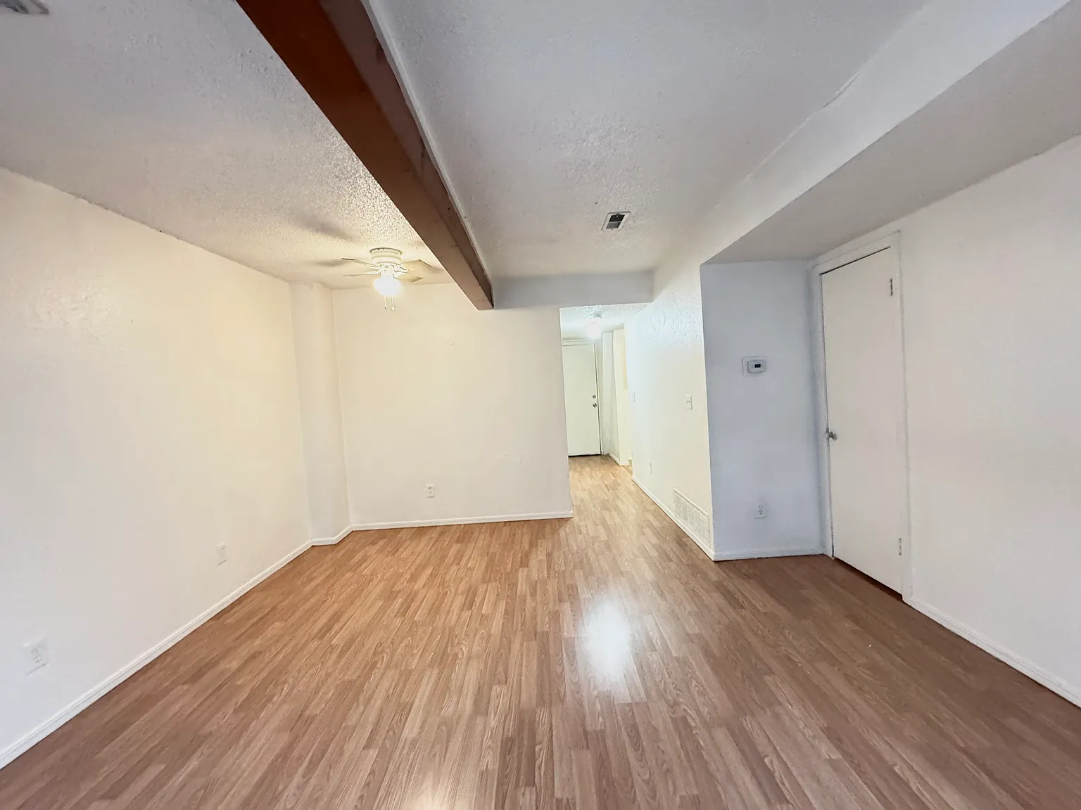 2 bed, 1.5 bath, $850 — Photo 3