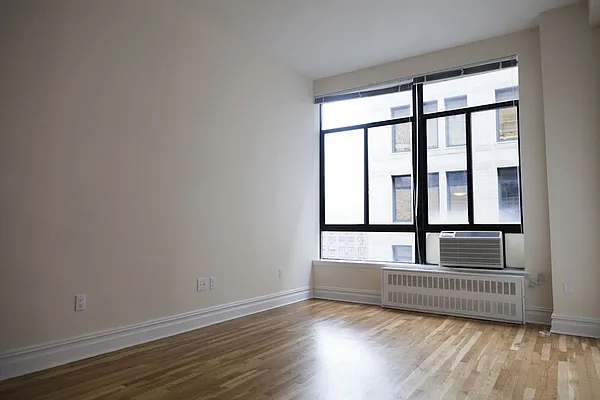 Rented by Bond New York | media 8