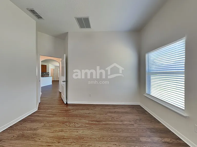3584 Shrewsbury Dr — Photo 8