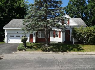 12 S Belmont Cir, Oneonta, NY 13820