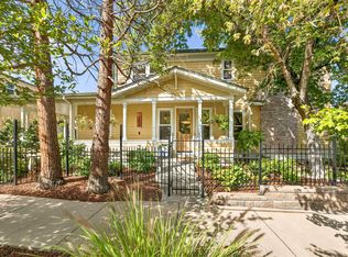 292 B St, Ashland, OR 97520