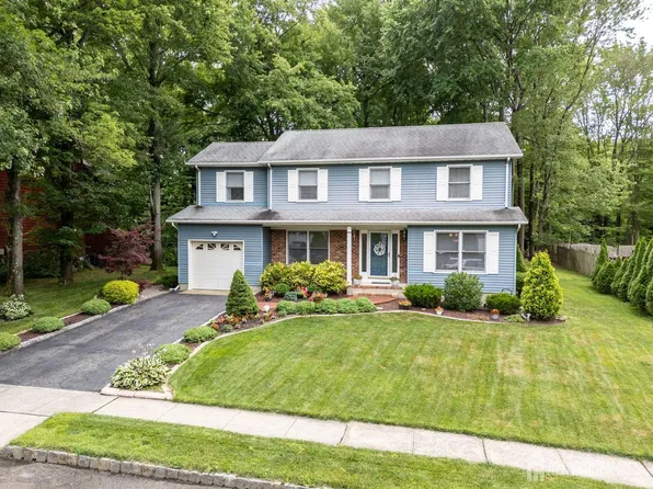 11 Merritt Ter, Matawan, NJ 07747