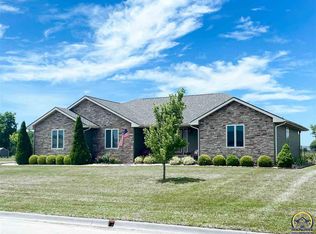 416 Gary St, Burlington, KS 66839