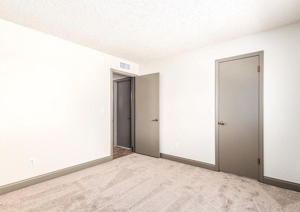 1st image of 1528 E Gary St #6