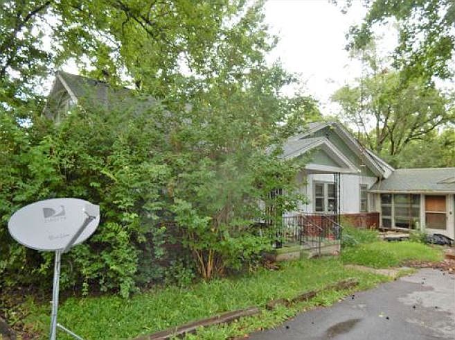 1st image of 2351 S Illinois Ave