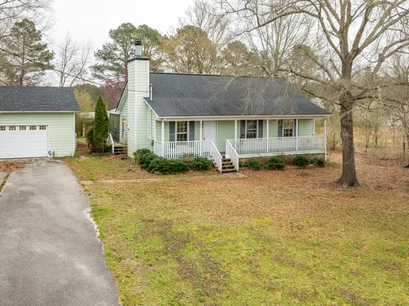 879 Cheves Road, Zebulon, NC 27597