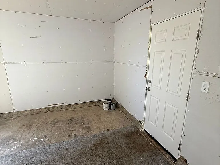 1040 Fenwick St — Photo 28