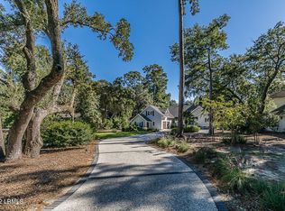 545 Island Cir E, Saint Helena Island, SC 29920