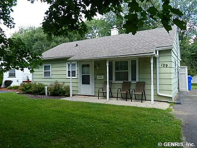 129 Lyman St photo 1