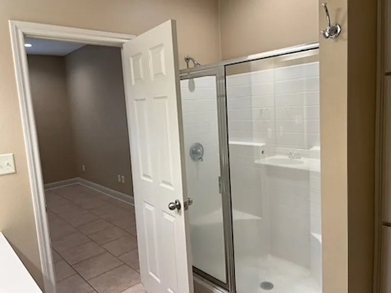 3923 Mobley Cir — Photo 13