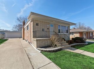 14520 Kolin Ave, Midlothian, IL 60445