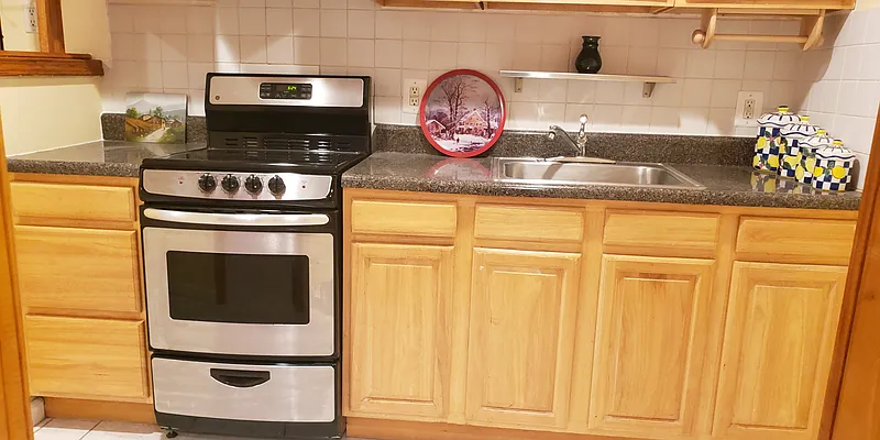 Rented by Lot & Units Realty Inc | media 21