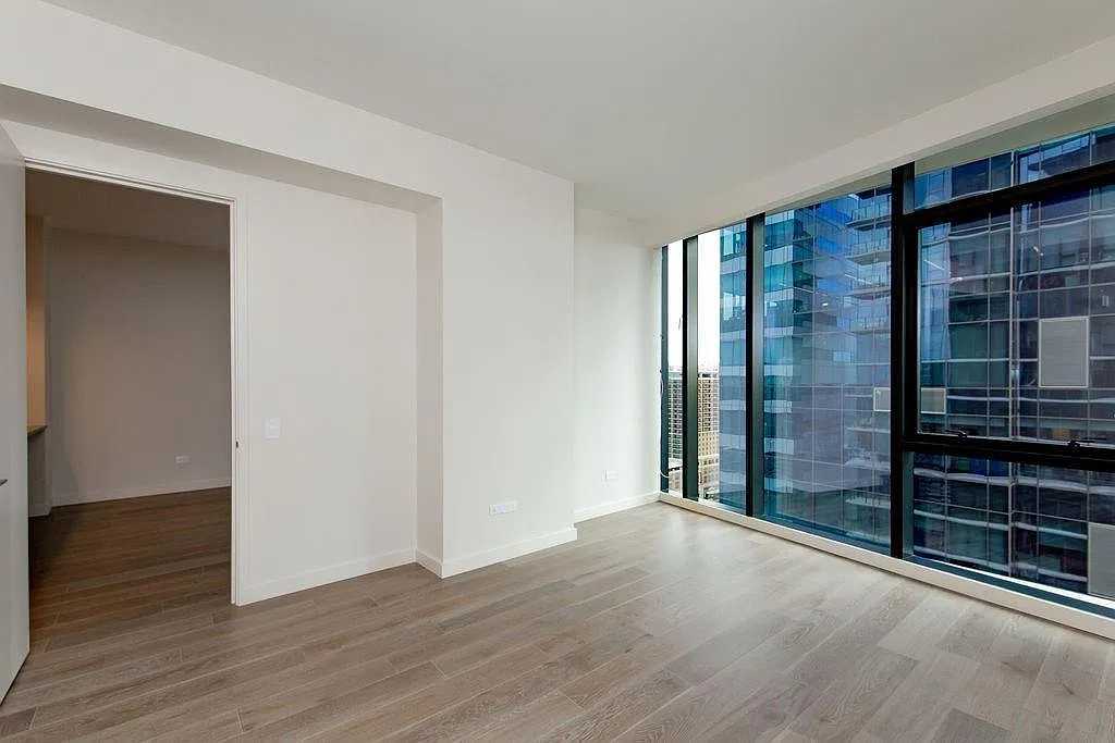 1 bed, 1.0 bath, 921 sqft, $6,500 — Photo 4