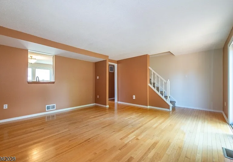 12 Liberty Ln — Photo 13
