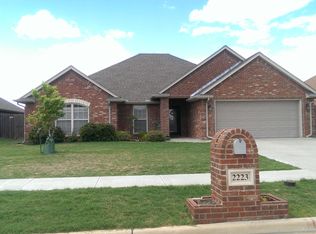 2223 SW 54th St, Lawton, OK 73505