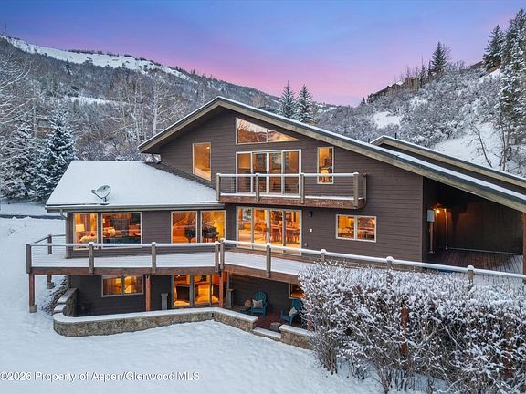 2nd image of 554 Sinclair Rd