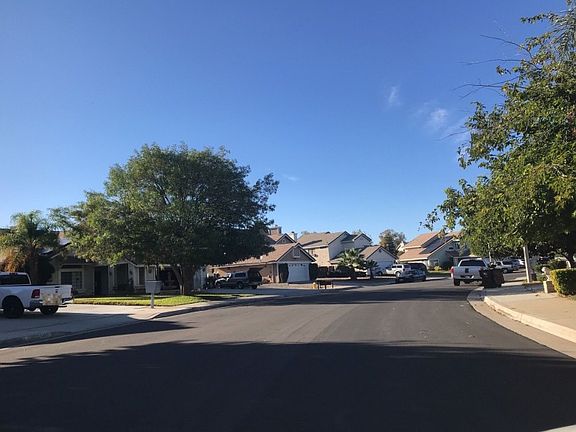 5th image of 15861 Nan Ave