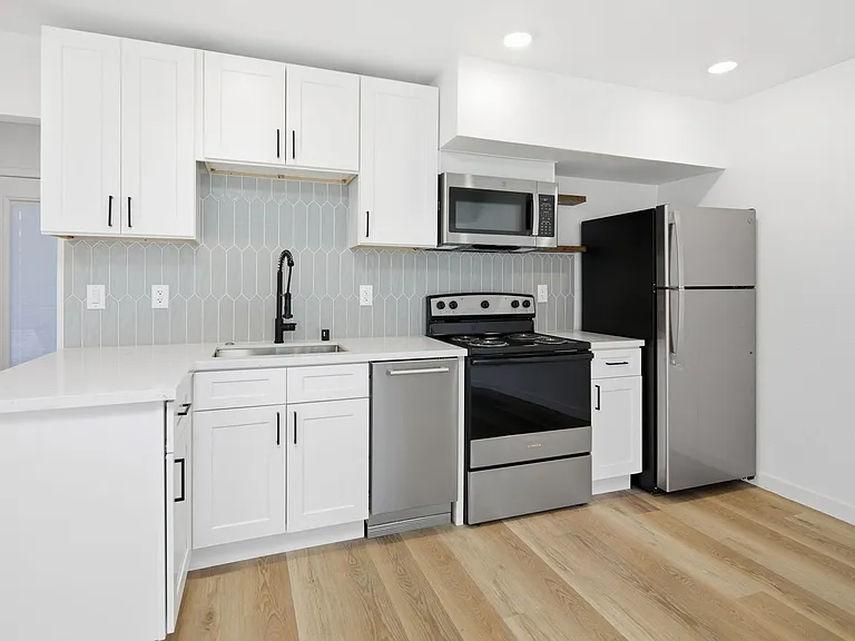 The Ranch: Newly Renovated One- and Two-Bedroom Apartment Homes in Normal Heights — Photo 46