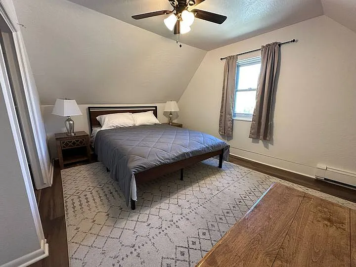 288 E Center St — Photo 19