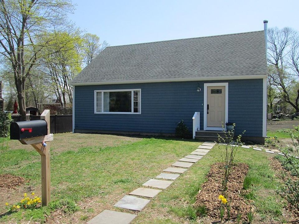 1st image of 3 Tarrs Ln