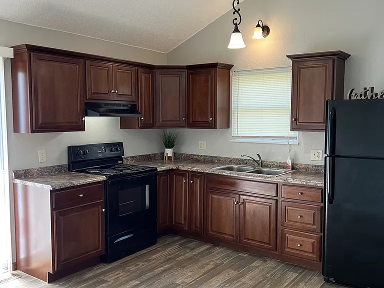 New kitchen