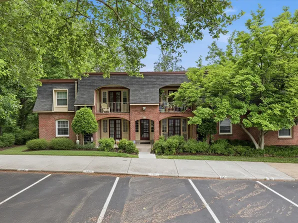 8114 Colony Point Rd APT G, Springfield, VA 22152