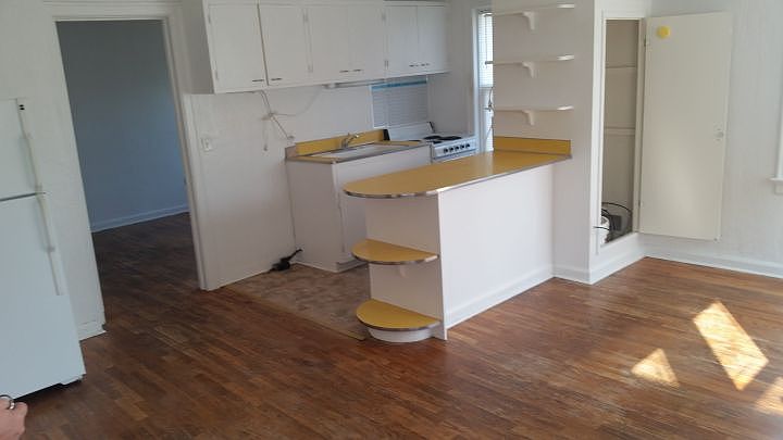 2nd image of 124 N 24th St APT 27