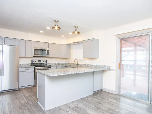 543 Applewood Dr, Centerville, UT 84014