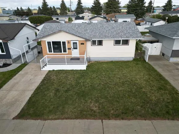 2169 E 20th Ave SE, Medicine Hat, AB T1A 3X8
