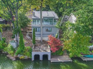 156 Pine Tree Rd, Bloomingdale, NJ 07403