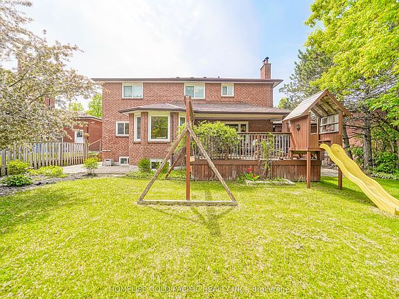 5th image of 44 Ravenhill Cres