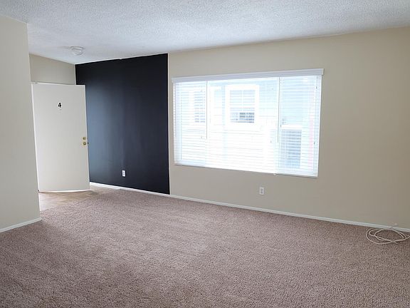 5th image of 23 30th Ave APT 4
