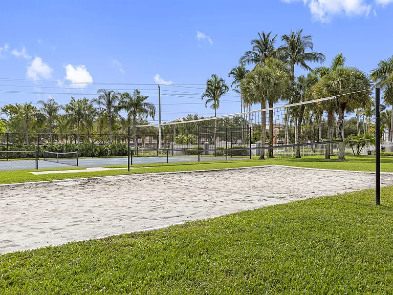 Waters Edge Delray — Photo 22