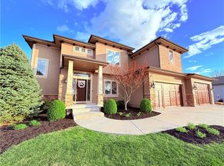 12747 Hubbard Rd, Kansas City, KS 66109