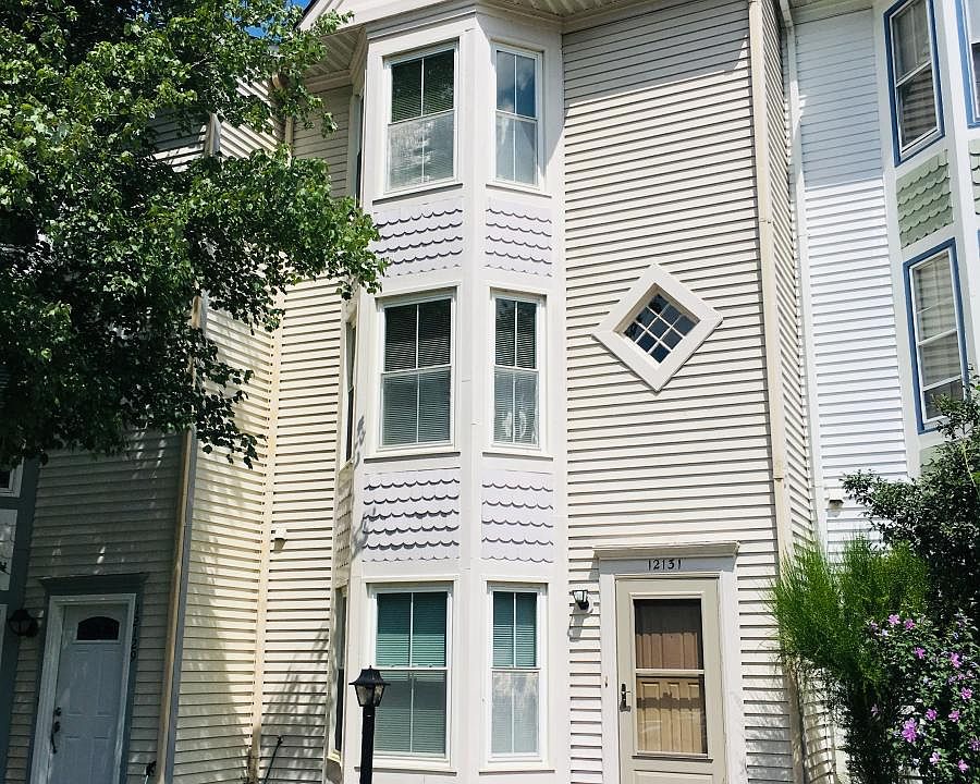 1st image of 12131 Presidio Way