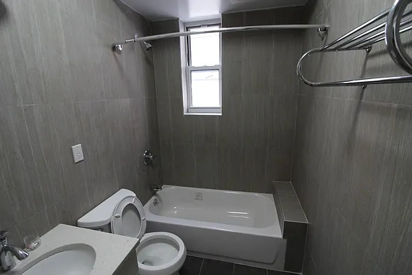 Rented by Realty Nerd | media 5