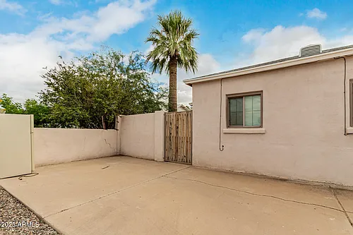 143 W Pima Ave #1 Photo 1