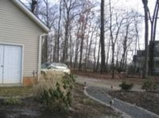 3809 3 Wood Dr, Hampstead, MD 21074