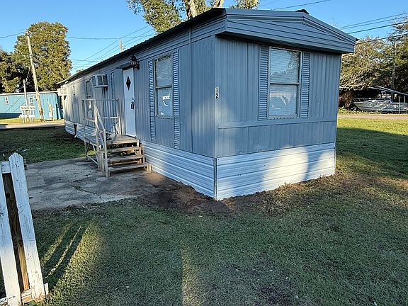 2nd image of 316 Dogwood Dr #12