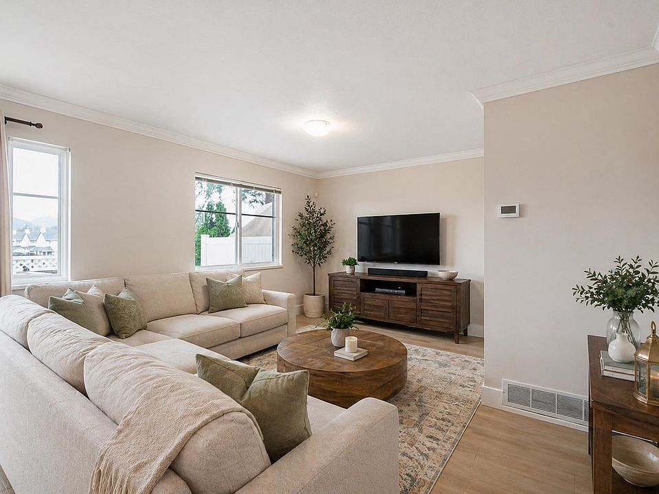 1st image of 11870 232nd St #24