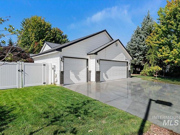 2nd image of 2273 S Weimaraner Way
