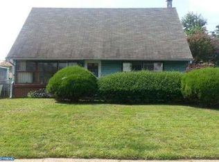 2870 Normandy Dr, Philadelphia, PA 19154