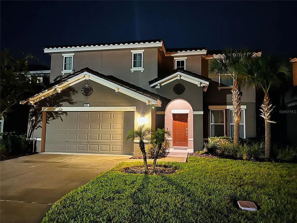 6 bed, 4.5 bath, 3071 sqft, $3,950 — Photo 1