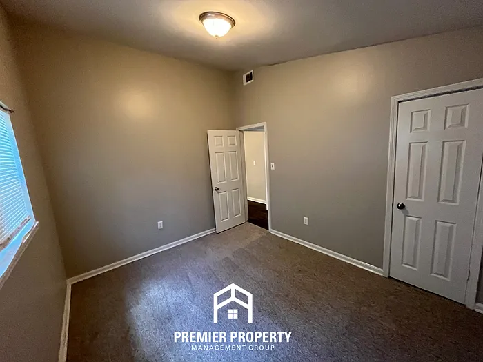 4876 Hillbrook Rd — Photo 17