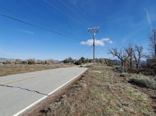 25041 Jacaranda Dr, Tehachapi, CA 93561
