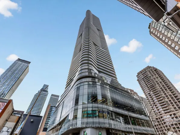 11 Wellesley St W, Toronto, ON