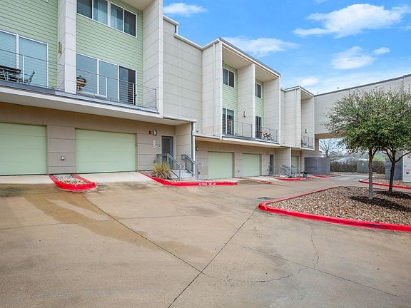 2nd image of 604 N Bluff Dr Unit 235