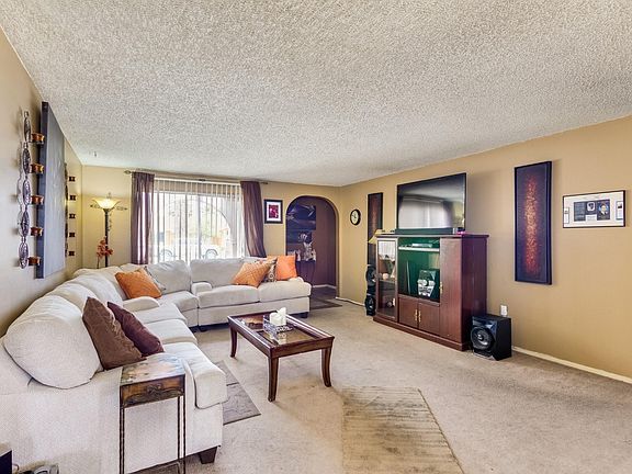 3rd image of 6027 W Vernon Ave