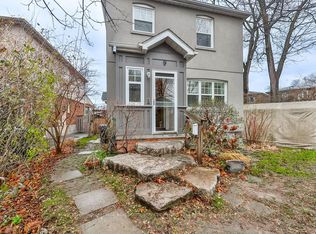 9 Hilo Rd, Toronto, ON M8W1L8